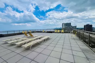 6301 N Sheridan Rd, Chicago, IL 60660 - Photo 20