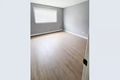 [Address not provided], Bridgeview, IL 60455 - Photo 8