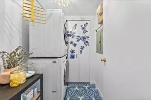 23 N Racine Ave, Chicago, IL 60607 - Photo 16