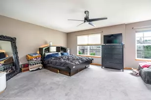 2840 Cobblestone Dr, Crystal Lake, IL 60012 - Photo 14