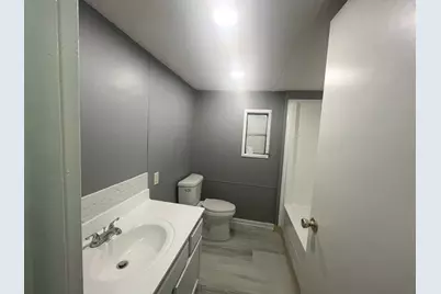 9001 S Cicero Avenue #32, Oak Lawn, IL 60453 - Photo 12