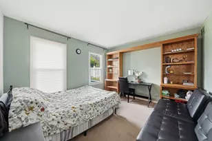 930 Ripple Brook Ln, Elgin, IL 60120 - Photo 18