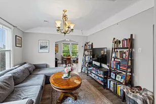 5725 W Giddings St, Chicago, IL 60630 - Photo 4