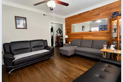 3128 N Keating Avenue, Chicago, IL 60641 - Photo 8
