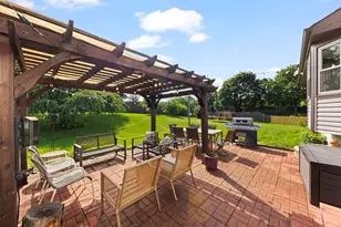 495 W Cimarron Dr, Aurora, IL 60504 - Photo 24