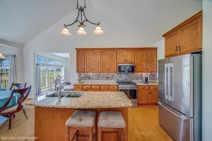 27219 Deer Hollow Ln, Channahon, IL 60410 - Photo 8