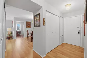 2046 St Johns Ave, Highland Park, IL 60035 - Photo 10