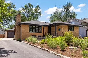 215 8th St, Downers Grove, IL 60515 - Photo 1