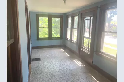 [Address not provided], Woodstock, IL 60098 - Photo 2