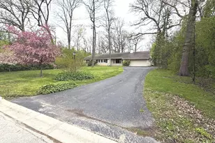 980 Mellody Rd, Lake Forest, IL 60045 - Photo 1
