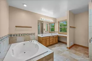 9901 Fox Bluff Ln, Spring Grove, IL 60081 - Photo 22