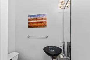 4548 S Indiana Ave, Chicago, IL 60653 - Photo 8