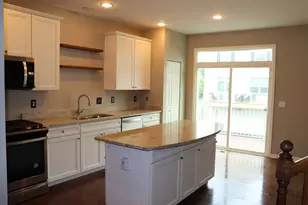 1603 Deer Pointe Dr, South Elgin, IL 60177 - Photo 8