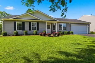 419 Windsor Ln, Island Lake, IL 60042 - Photo 1