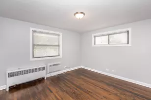 6801 N Ridge Blvd, Chicago, IL 60645 - Photo 10