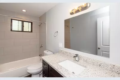 6803 N Ridge Boulevard #106, Chicago, IL 60645 - Photo 4