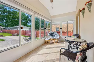 5858 N Luna Ave, Chicago, IL 60646 - Photo 24