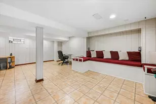 5858 N Luna Ave, Chicago, IL 60646 - Photo 22