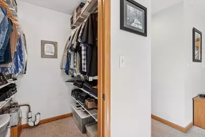 5858 N Luna Avenue, Chicago, IL 60646 - Photo 16