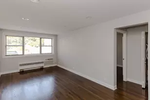 6803 N Ridge Blvd, Chicago, IL 60645 - Photo 2