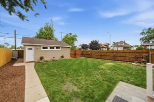 12202 Gregory St, Blue Island, IL 60406 - Photo 20