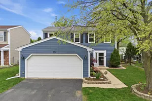 404 Dover Dr, Roselle, IL 60172 - Photo 1
