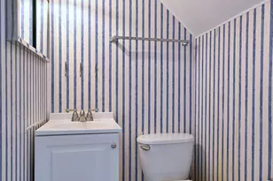 1034 S Saylor Ave, Elmhurst, IL 60126 - Photo 24