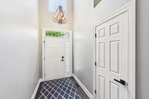 6067 Canterbury Ln, Hoffman Estates, IL 60192 - Photo 4