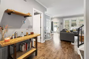 2708 N Wilton Ave, Chicago, IL 60614 - Photo 8