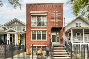 2708 N Wilton Ave, Chicago, IL 60614 - Photo 1