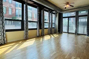 660 W Wayman St, Chicago, IL 60661 - Photo 2