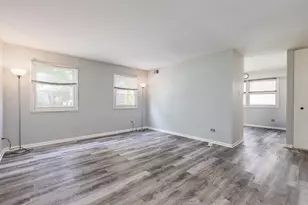 4042 Charleston Rd, Matteson, IL 60443 - Photo 10