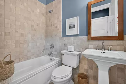 6421 Bentley Avenue, Willowbrook, IL 60527 - Photo 16