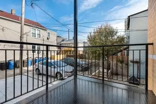 1244 W Huron St, Chicago, IL 60642 - Photo 14