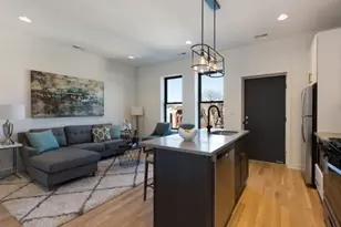 1244 W Huron St, Chicago, IL 60642 - Photo 2