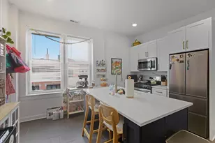 2350 W Charleston St, Chicago, IL 60647 - Photo 2