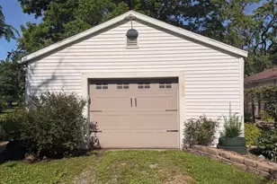 1225 McKee St, Centralia, IL 62801 - Photo 6