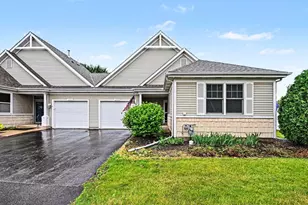 2559 Oak Park Ct, Crest Hill, IL 60403 - Photo 1