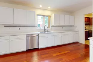810 Vera Ln, Wheeling, IL 60090 - Photo 8