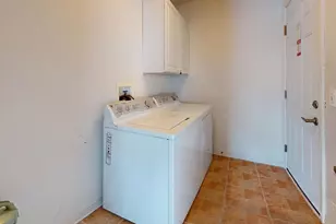 810 Vera Ln, Wheeling, IL 60090 - Photo 14