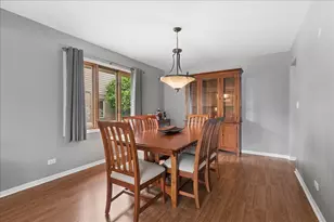 15601 Bramblewood Rd, Oak Forest, IL 60452 - Photo 8