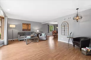 15601 Bramblewood Rd, Oak Forest, IL 60452 - Photo 6