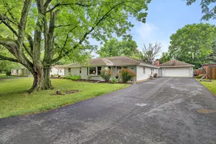 16246 S McGrath Dr, Plainfield, IL 60586 - Photo 2