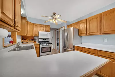 16246 S McGrath Drive, Plainfield, IL 60586 - Photo 10