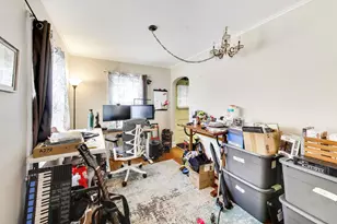 5141 N Octavia Ave, Harwood Heights, IL 60706 - Photo 10