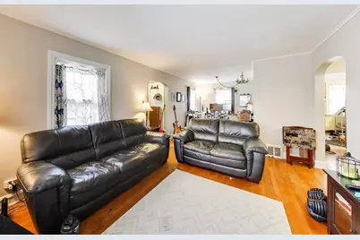5141 N Octavia Avenue, Harwood Heights, IL 60706 - Photo 6