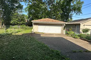 2514 N 79th Ave, Elmwood Park, IL 60707 - Photo 16