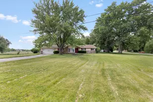7610 Mill Rd, Rockford, IL 61108 - Photo 2
