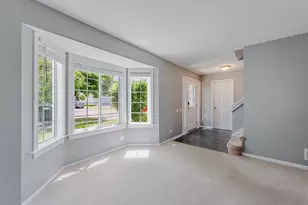 1371 E Braymore Circle, Naperville, IL 60564 - Photo 4