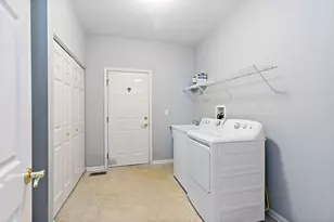 1481 Waterside Dr, Dekalb, IL 60115 - Photo 12